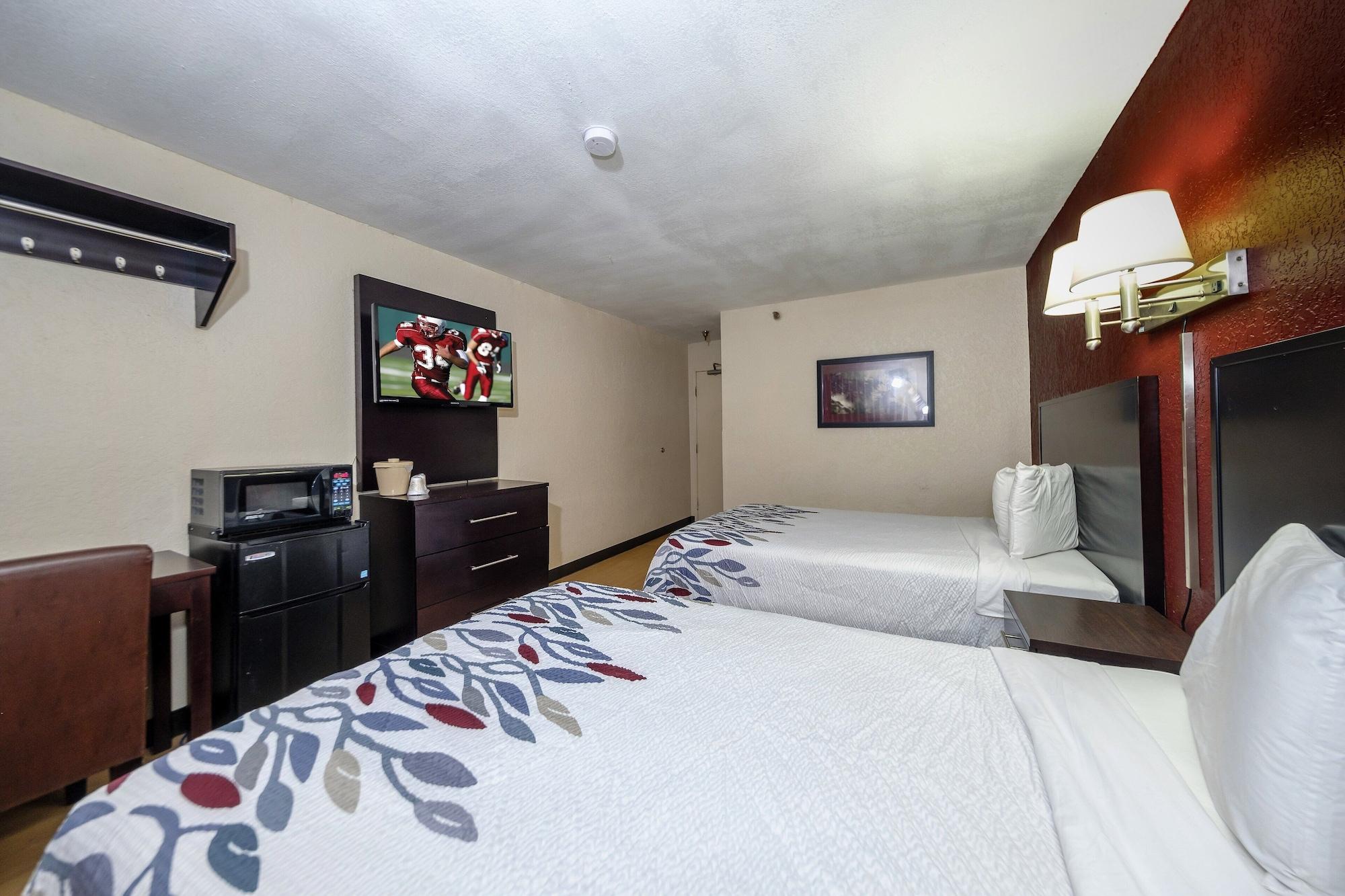 Red Roof Inn Jacksonville - Cruise Port Bagian luar foto