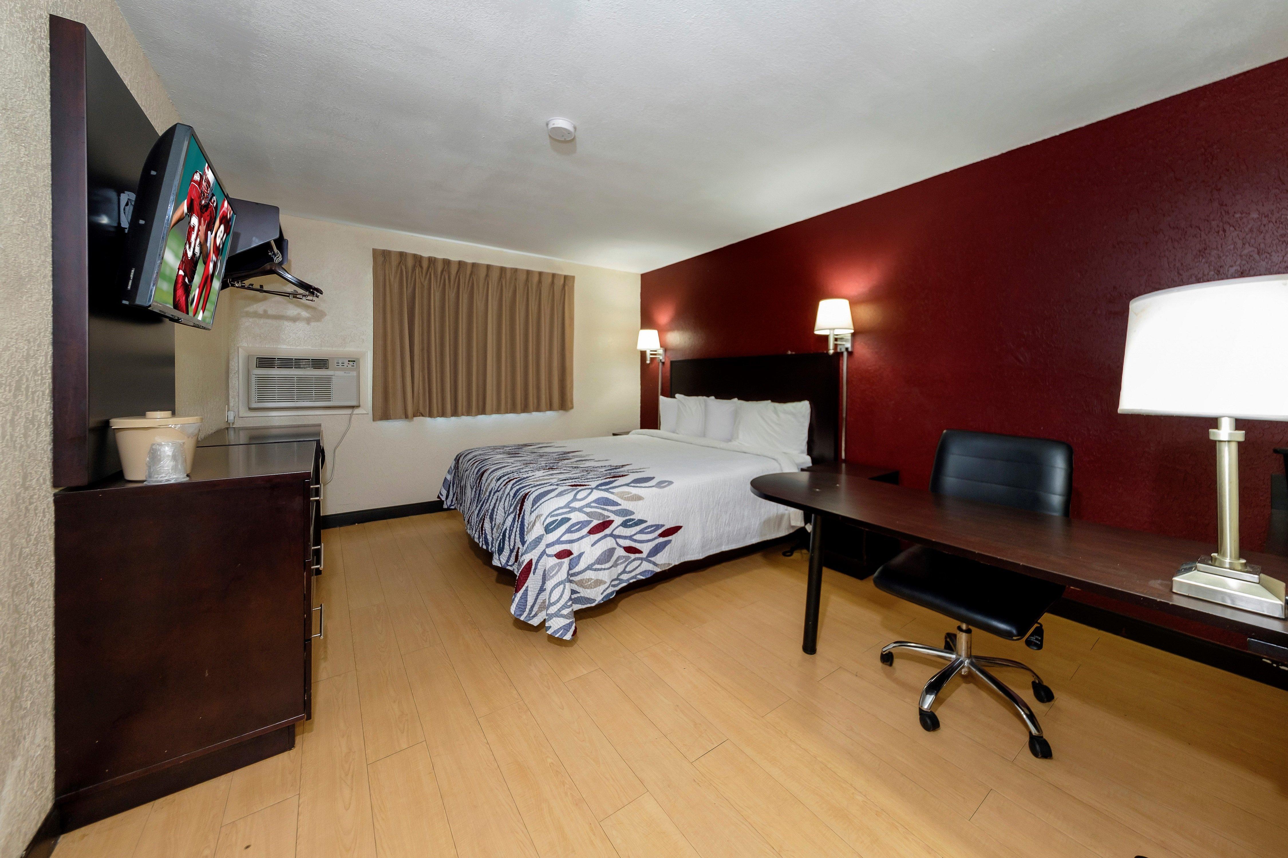 Red Roof Inn Jacksonville - Cruise Port Bagian luar foto