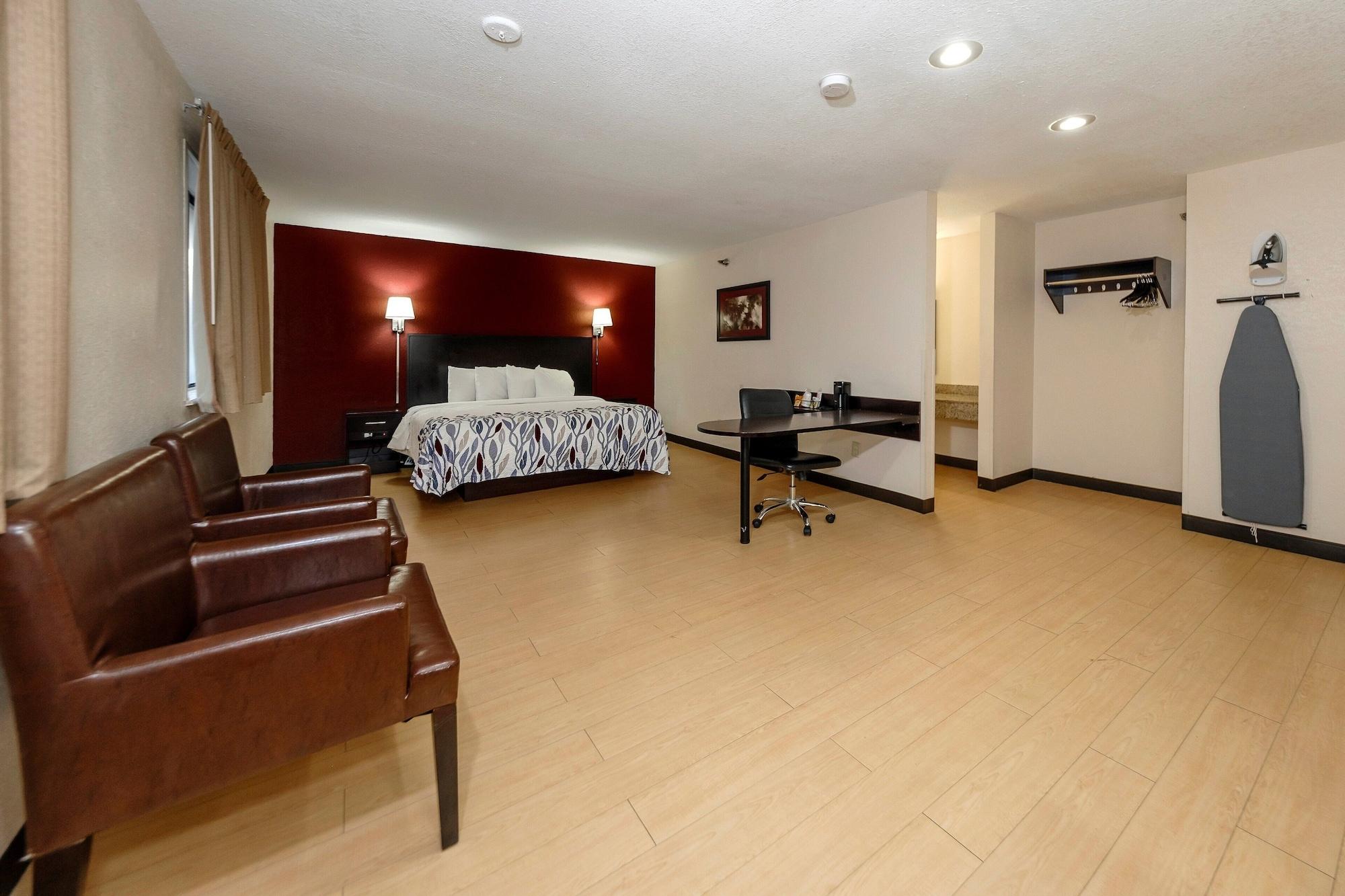 Red Roof Inn Jacksonville - Cruise Port Bagian luar foto