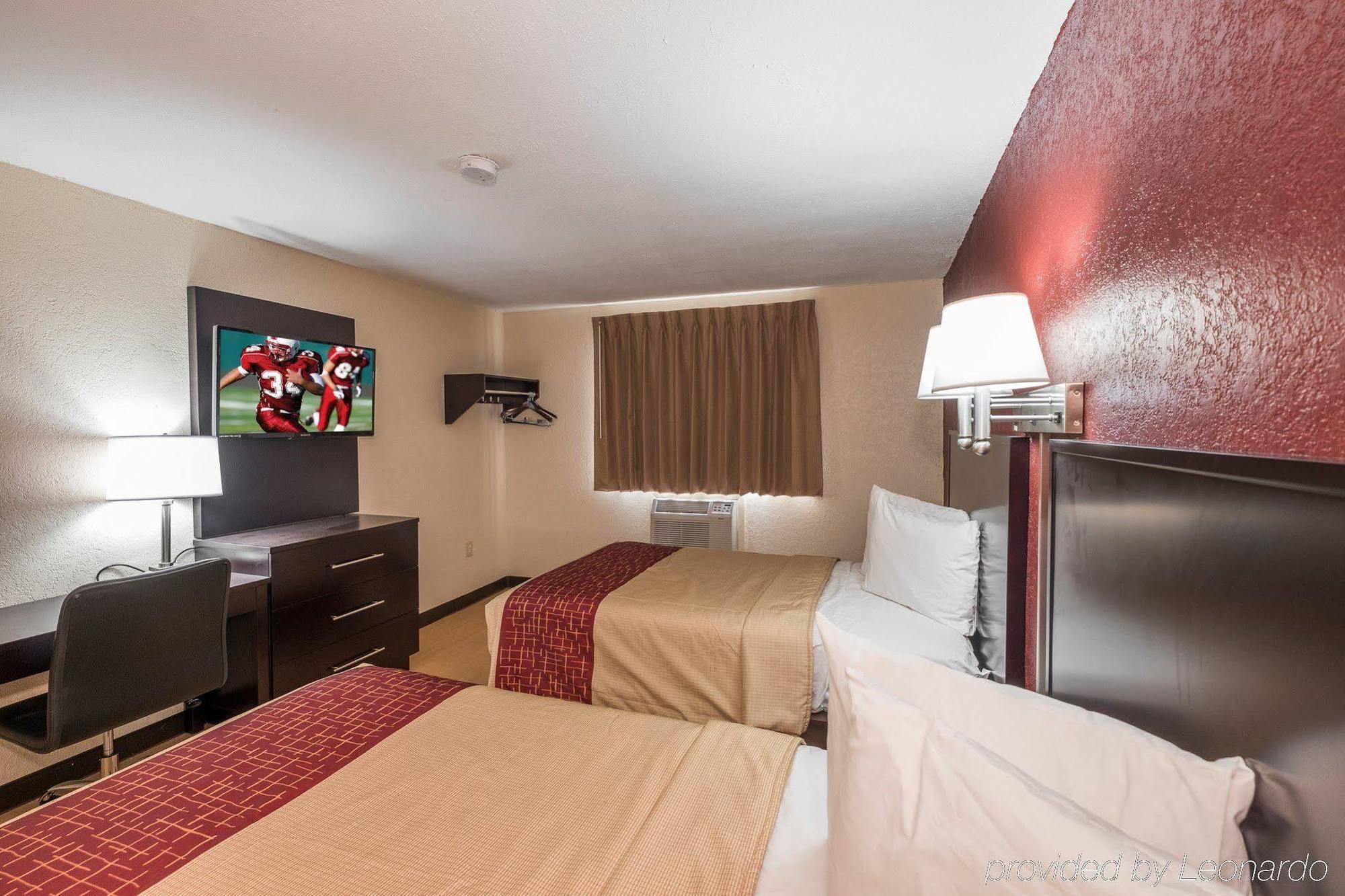 Red Roof Inn Jacksonville - Cruise Port Bagian luar foto
