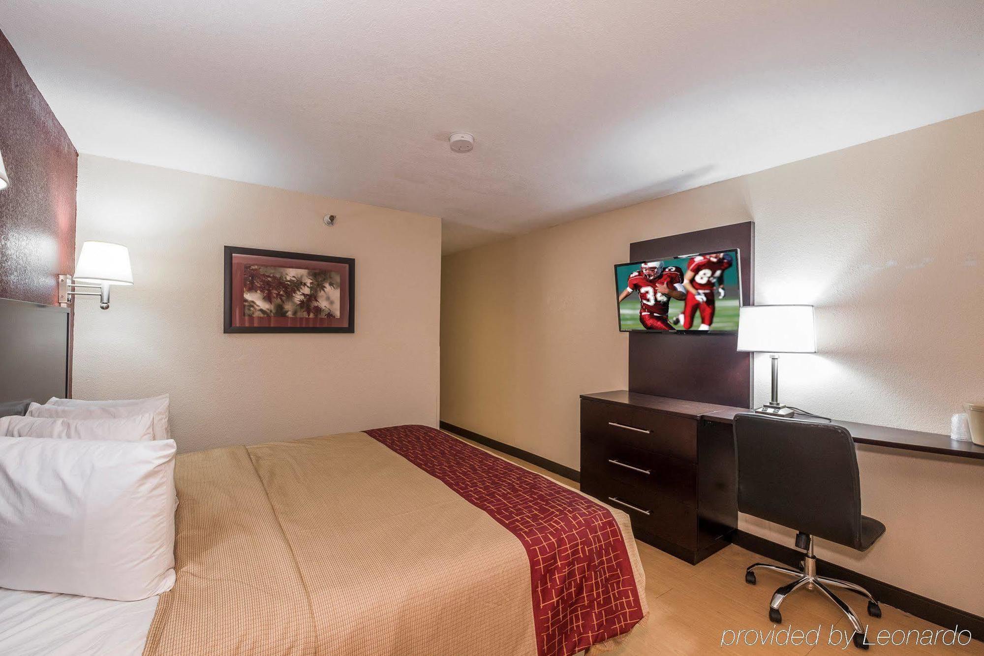 Red Roof Inn Jacksonville - Cruise Port Bagian luar foto