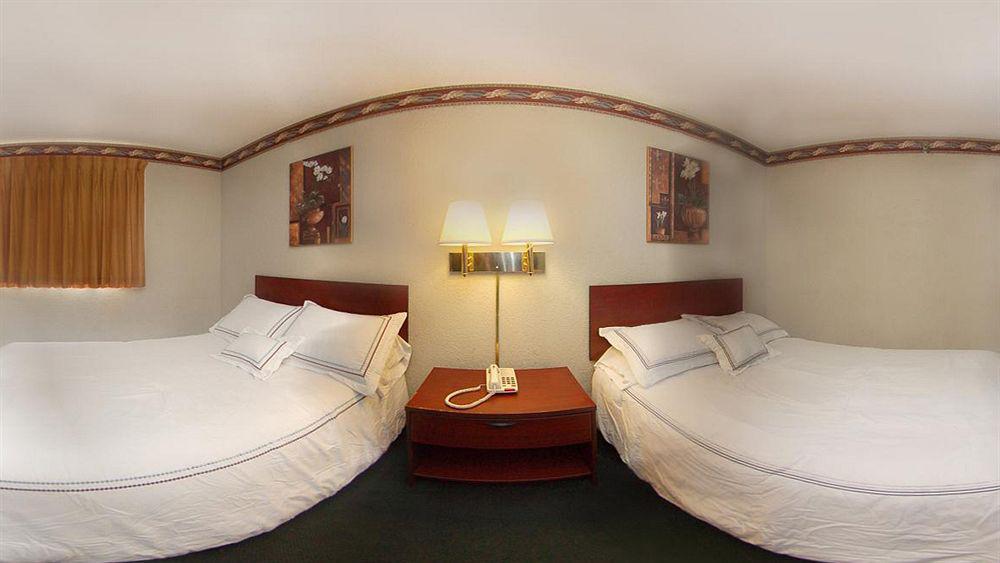 Red Roof Inn Jacksonville - Cruise Port Bagian luar foto